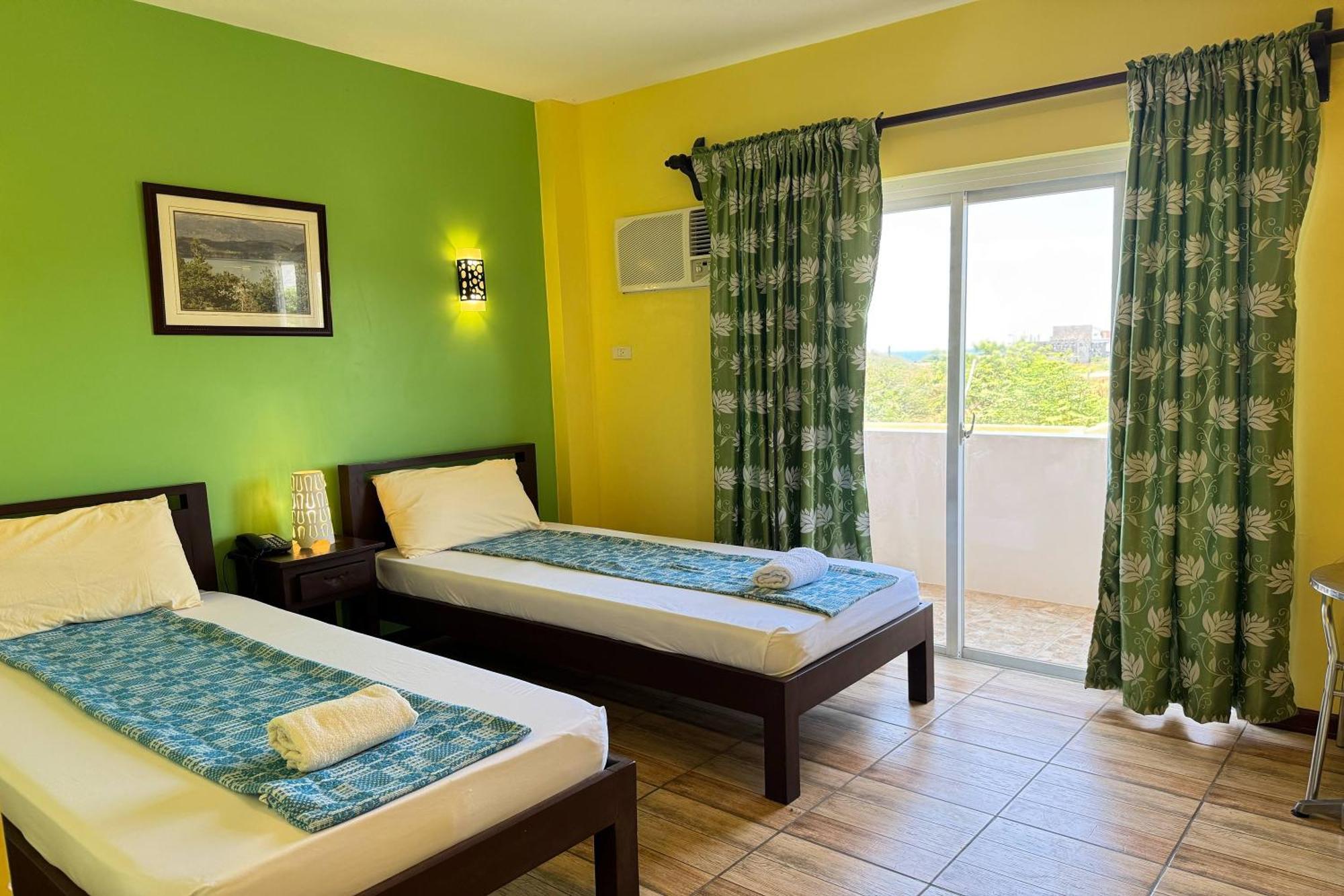 Ovemar Resort Hotel Near ויגאן מראה חיצוני תמונה