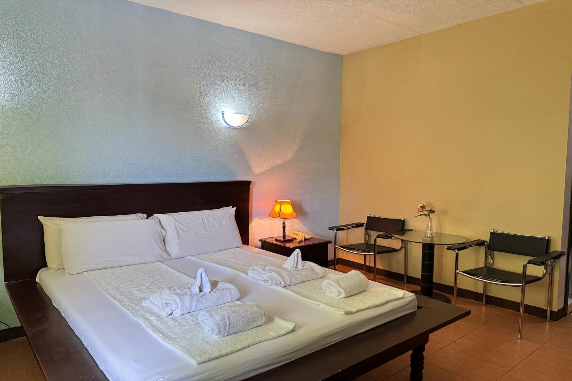 Ovemar Resort Hotel Near ויגאן מראה חיצוני תמונה