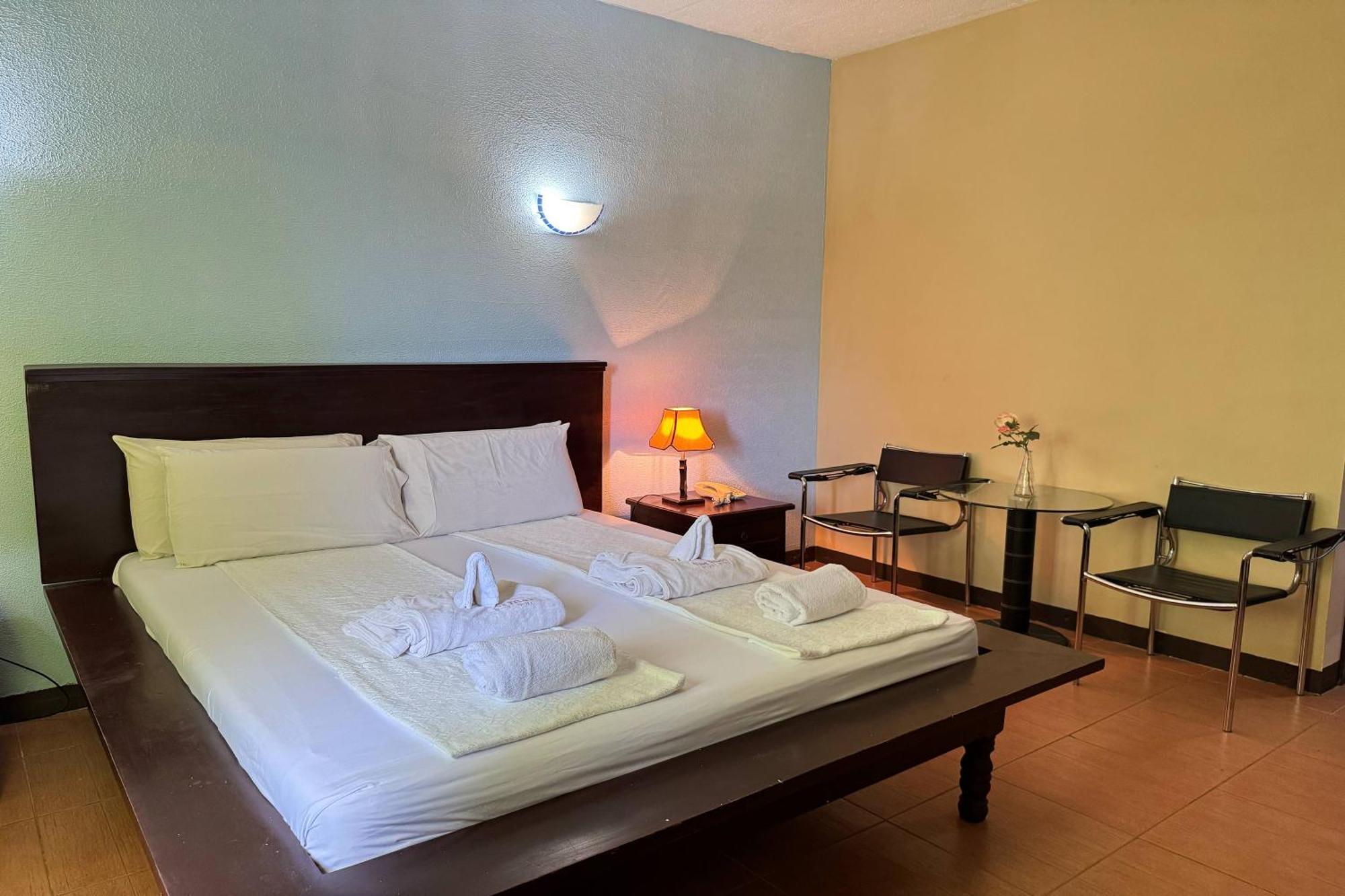Ovemar Resort Hotel Near ויגאן מראה חיצוני תמונה