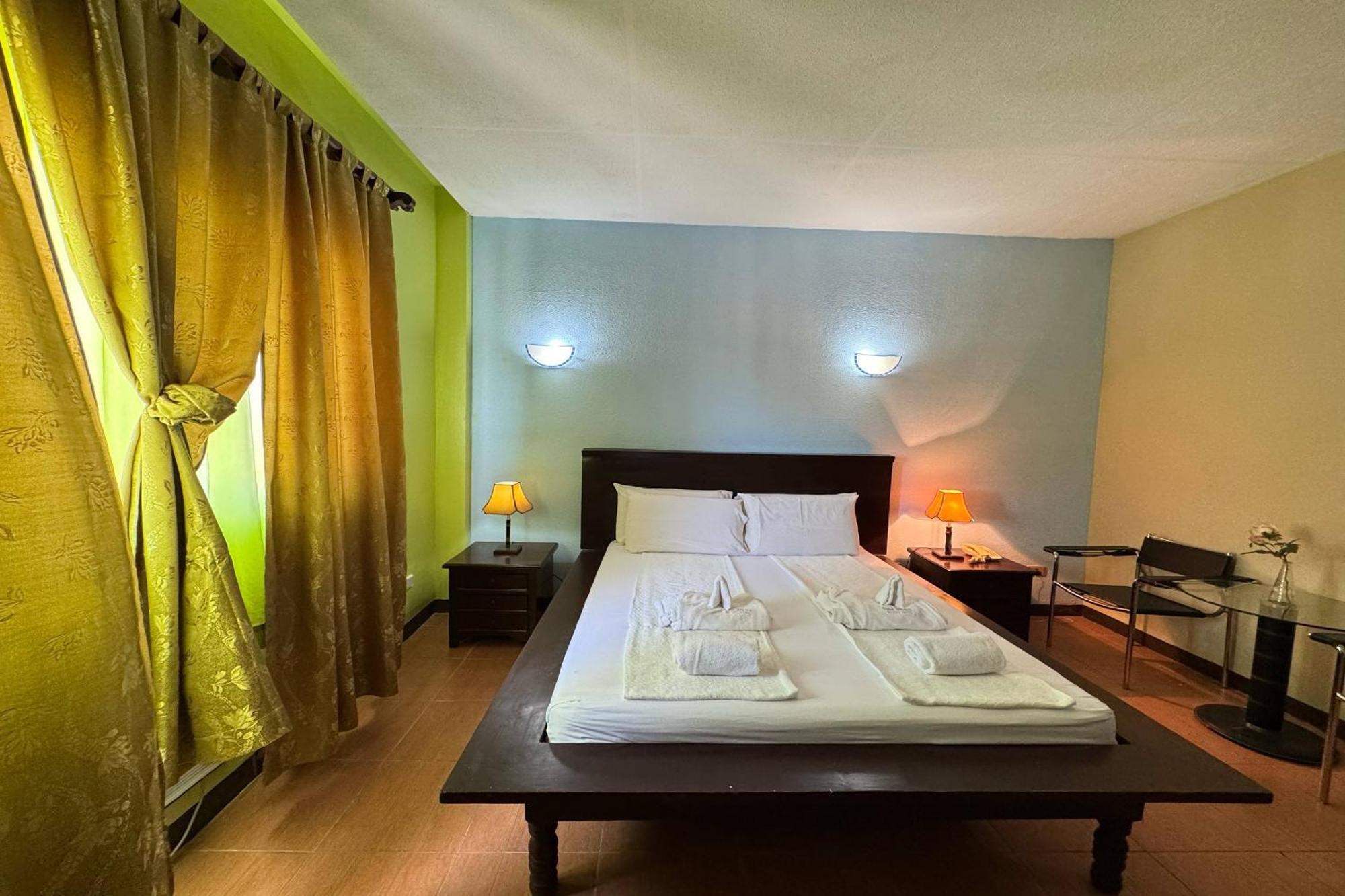 Ovemar Resort Hotel Near ויגאן מראה חיצוני תמונה