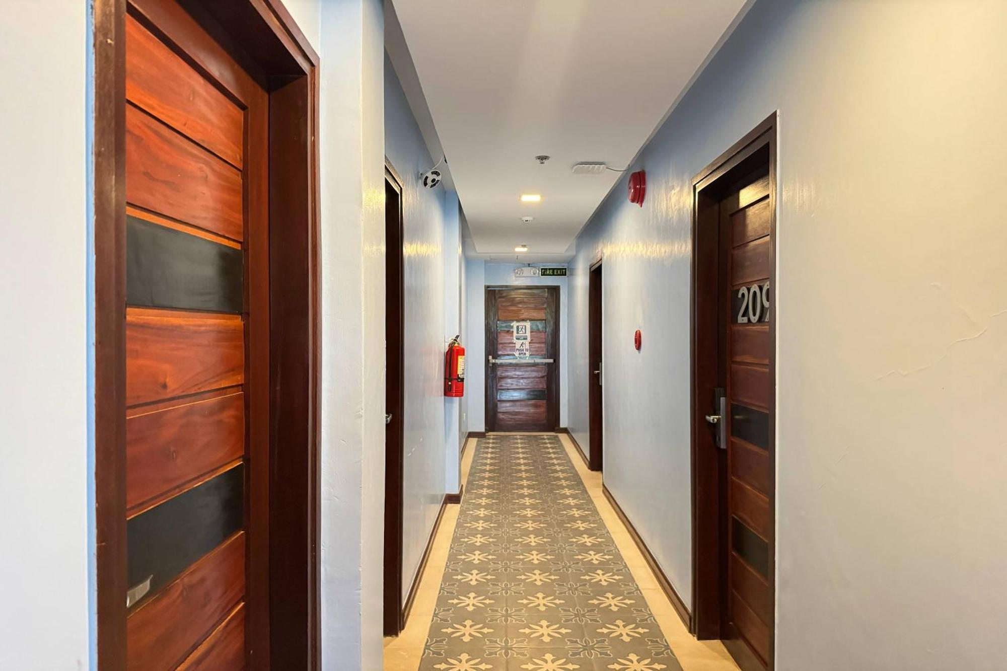 Ovemar Resort Hotel Near ויגאן מראה חיצוני תמונה